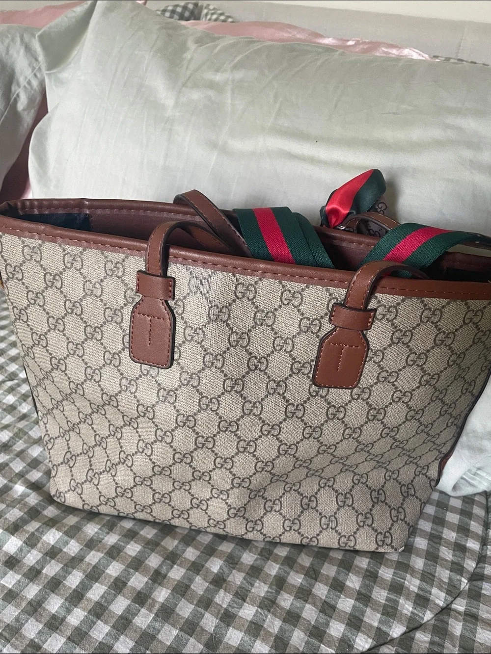 Source Unknown Brown Monogram Tote with Green and Red Strap - Picture 5 of 9